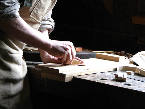 Nuestra <strong>carpintería de madera en  Ultzama</strong> es una empresa de <strong>herencia familiar</strong>, por lo que  contamos con gran <strong>experiencia </strong>en la profesión.